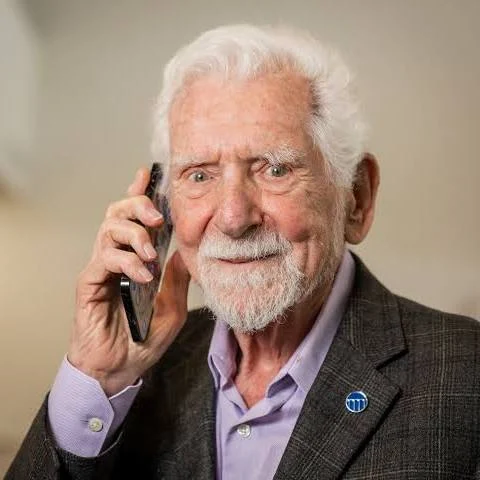 Martin Cooper, inventor of the first handheld mobile phone